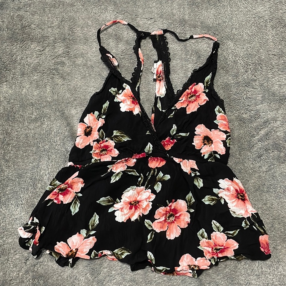 Kendall and Kylie top